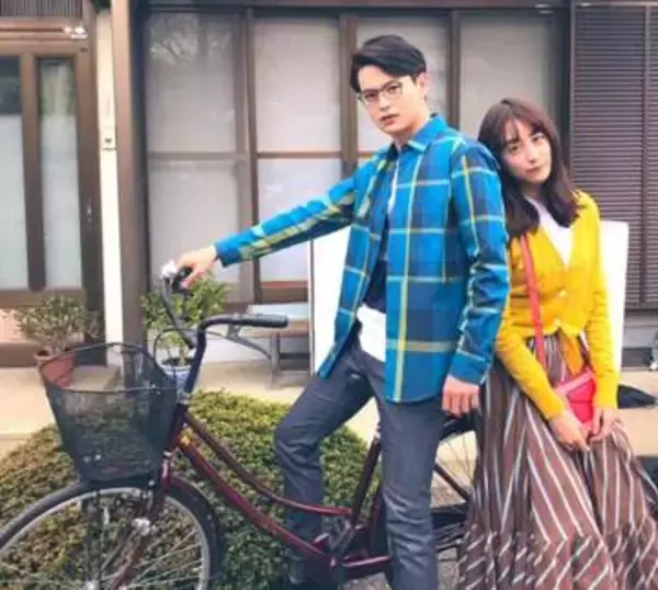 ドラマでは恋実らずの2人…共演から1年で電撃婚！〝私生活〟公開の山本美月に「素敵なお宅」「まるで旅館」「幸せそうで何より」反響続々