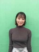 「たまりません」テレ朝お天気お姉さん〝でかダブル〟ショットに反響「すごい」「デカッ」「お風呂上がりっぽい」