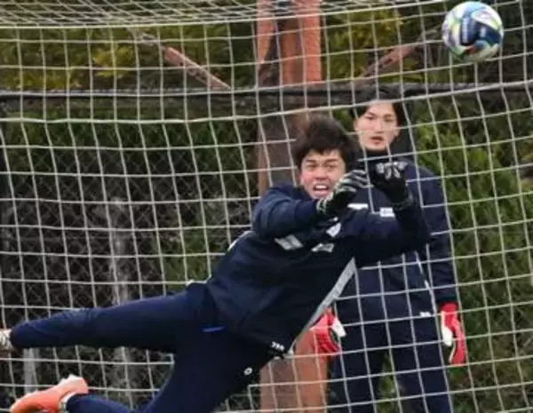 ハンドボールコートで練習、11人に満たない〝1期生〟「ベストチョイスだったかもしれない」　地元出身GK、激戦区を勝ち抜く覚悟【J1アビスパ福岡新戦力連載⑧】