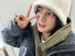 「どっちが好き？」〝腹筋ガチ見せ〟19歳女子レスラー山岡聖怜バキバキショット「腹筋6LDK!!!!」「究極以上の選択!」「選べない...」