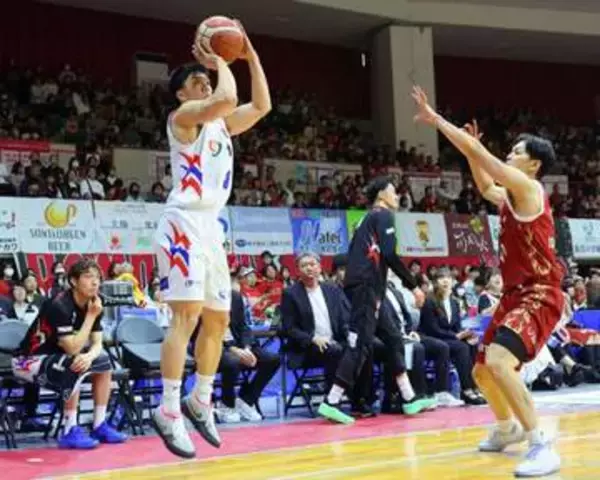 ライジングゼファー福岡が競り勝ち、PO進出に望み　わずかに残る条件は…【Bリーグ2部】