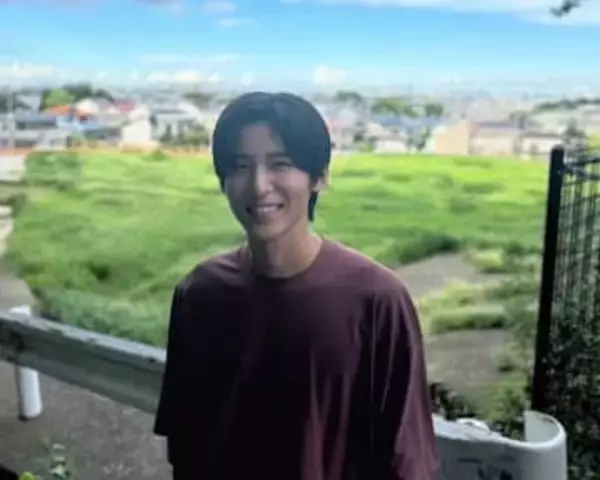 「幸せそうな、めめ…」目黒蓮がファンを公言!〝筋肉ポーズ〟でなかやまきんに君と2ショット披露「めっちゃ嬉しそう」「また二人の共演が見たいです」