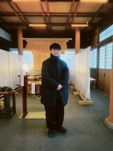 「持病の群発頭痛が始まりました」山口一郎〝モノクロ写真〟で報告「ライブも楽しみだけど調子悪かったらみんなで歌うから」「無理しないで」