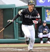 「健太の2点タイムリーが大きかった」　ソフトバンク小久保監督、貴重な追加点の今宮健太を賞賛　平均6得点の好調打線、昨季62試合目で初到達の貯金5を〝ストレート〟到達