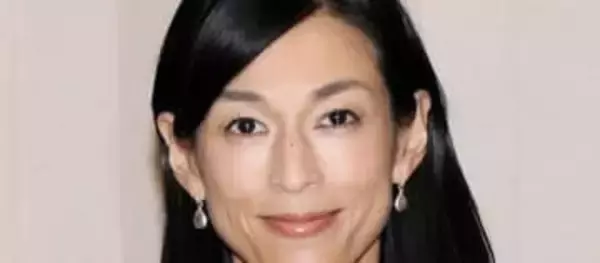 髪の毛がグシャグシャに…鈴木保奈美〝お茶目ショット〟に反響「爆笑！」「自然体の保奈美さんが素敵」「姉さんの魅力は不滅です」