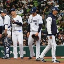 「内容的には良かった。次の登板が楽しみ」　2連敗の西武・西口文也監督、今季初先発で黒星の菅井信也に奮起を望む