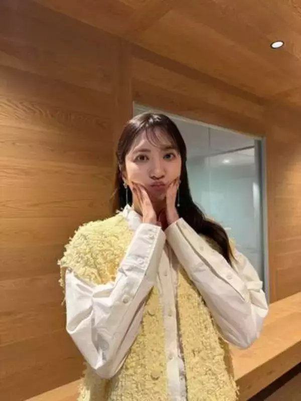 日テレ退社から3年、人気アイドルと結婚…〝激太り〟報告の笹崎里菜、最新ショットに「全然見えない」「普通体型になっただけでは？」