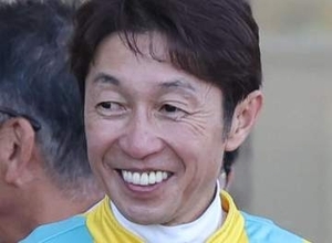 「世界の武豊が小さく見える」〝異業界トップスター2ショット〟に衝撃「やっぱり野球選手はデカいのだねぇ！」「レジェンド！」「想像よりデカい」