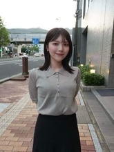 川で大暴れ〝ずぶ濡れショット〟の下田朋枝アナに反響「弾けてますね」「子ども心、大事です」「脚、ながっ」