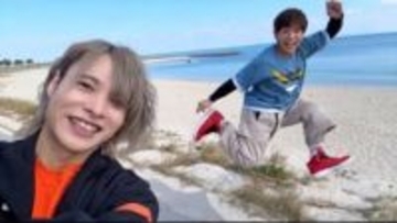 「2人が揃うなんてファンにはたまらない」〝ヒロアカ〟出久＆爆豪の声優〝勝利のスタンディング〟ショットに反響続々「スマホの壁紙に設定した」