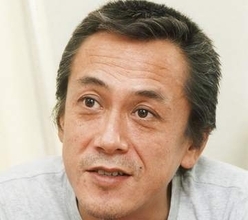 〝ゴージャス愛人〟と2ショットの寺島進に「お金がかかる愛人ですね」「激シブ」「ヤンキーの王道」