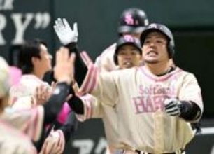 「母ちゃんおめでとう」ソフトバンク山川穂高、母の日と誕生日に贈る2戦連発の9号3ラン