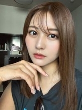 「富良野で焼肉屋で働いておりました!」〝新世代のくびれ女王〟林ゆめ、意外すぎる〝転身〟姿に「行かなきゃ！」「接客受けてみたい！」の声