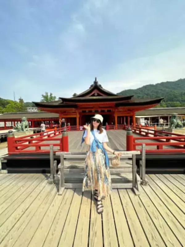 悪性腫瘍闘病も経験…38歳の麻美ゆま〝18年振り青森〟降臨ショットに「あの頃から変わらない」「会いたかったな」の声