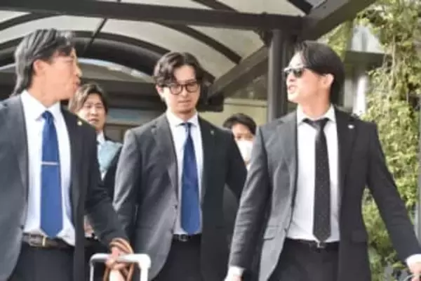 ソフトバンクが空路で春季キャンプ地の宮崎入り　午後2時半から宮崎市内で歓迎パレード