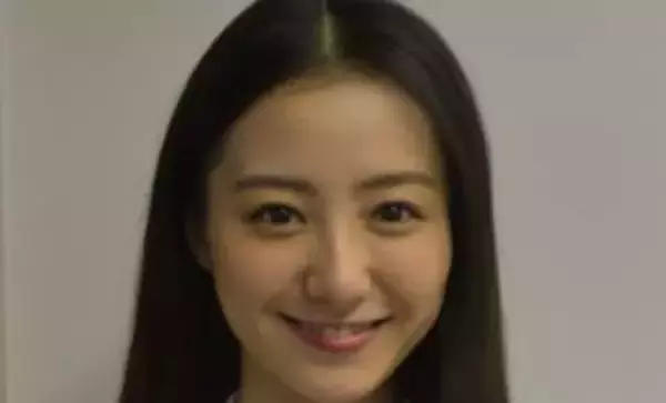 「仮面ライダーオーズ」怪力ヒロインから26年…〝前垂れ〟ドレス姿の高田里穂に「リアルに迫ってくる感じ」「レベルが違い過ぎ」の声