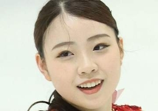 「グラマラスになって…」早大スケート部に入部！紀平梨花〝二の腕全開〟オフショットに「すごい進化してる」「光輝くオーラが…」「たまらん」