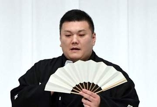 「勢の相撲甚句最高なんだよなあ」とうとう甚句講師になった春日山親方に「聞き惚れてしまう」「1人カラオケで2〜3時間歌ってたらしい」
