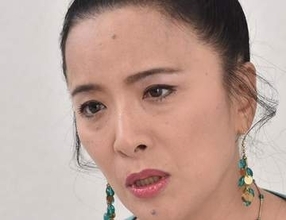 「歯抜けの女優」池上季実子、67歳〝さらけだし〟ドアップ近影に衝撃「あらら」「まだ、67なのか」「年齢なりの綺麗さがいい」