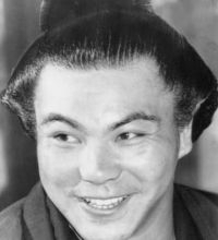 「ちちち、千代の富士のご子息ー!?」第58代横綱の長男〝和服姿〟にファン歓喜！「お父様にそっくり」「さすがウルフの息子さん」