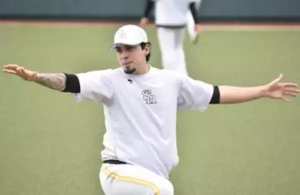 WBCメキシコ代表のアルメンタが約1カ月ぶりにブルペン投球再開　ソフトバンク育成左腕、チーム合流後に右腹斜筋違和感