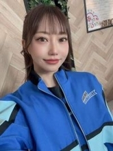 「そのまま逃走しちゃえ」〝1億300万円を運ぶ〟城戸ひなのに脚光「サイズ感」「うちまでもってきて」