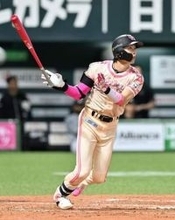 ソフトバンクが2位死守　周東佑京が本盗＆2打点と大暴れ　前田悠伍が待望の本拠地初勝利