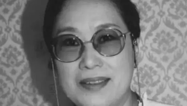 名物スナックママの祖母は2018年逝去の名女優…「目がおばあさまにソックリ」「すっごく気になる」