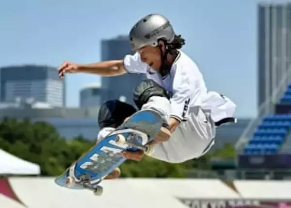 「生きていてくれて本当に良かった」スノーボード平野歩夢〝転倒後の近影〟に「痛々しい…」「生と死、紙一重！回復されますように…」心配の声続々