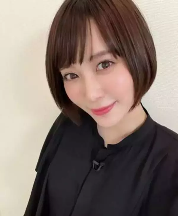 35歳北乃きい「日本一有名な性格のいいギャル」の祝福に感動…〝意外〟な2ショットに「世代にドンピシャ」「姉妹みたい」「いいっ」の声