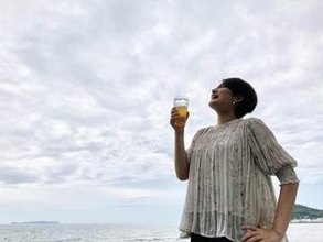 「あら？痩せた?」突然の退社から4カ月…元テレビ西日本・佐藤有里香アナ〝ほっそり〟近影に「スラっとされました？」「痩せましたよね〜」