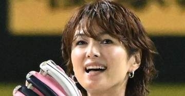 9歳次女からの〝まさかのお土産〟公開、吉瀬美智子に「9歳のセンスが良すぎる」「よく似合いそう」称賛相次ぐ