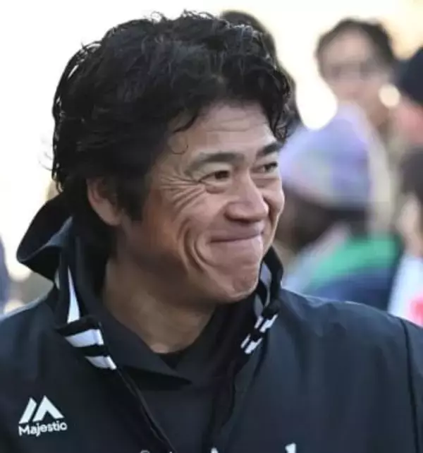 「聞くだけ聞いて、それはずるいよ」城島CBOが宮崎キャンプ総括で記者に問いかけ「去年は聞いていたのに…」