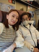 「痩せた」〝45歳上〟夫を献身サポート…アラフォー秘密兵器を装着！加藤綾菜が驚き変貌「そうか、、、いつの間にかアラフォーなのか」