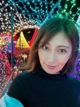 「どうなったらこんなポーズで自撮りする気に…」熊田曜子、衝撃〝ショーパン開脚〟ショットに仰天「狙いすぎやろ！」「岐阜の誇りだぜ」