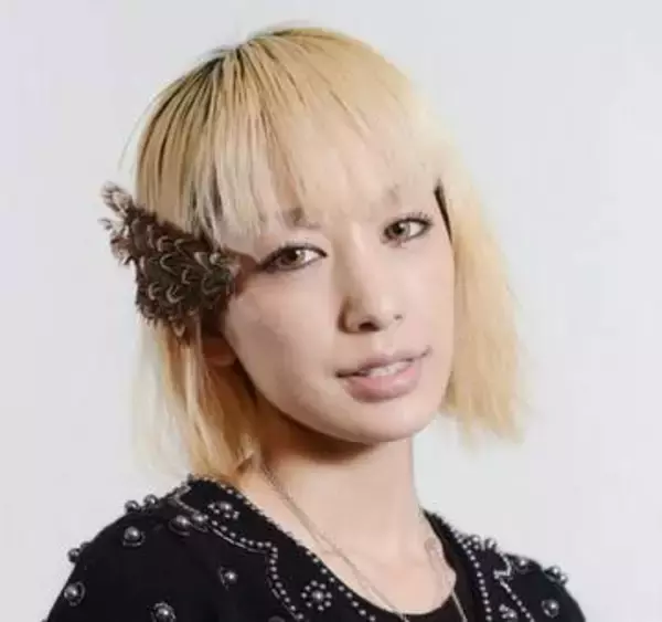 「雰囲気変わっててびっくり」43歳歌姫・中島美嘉の激変！すっぴん風オフショットが話題「顔が優しくなりましたね」