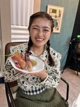 「え!ほんま?」「わぁ思い切った…」〝別人級〟変貌の井上咲楽に衝撃！「ショートにしました！」近影に「ビックリした」「歳を重ねるごとに綺麗になっていってる…」の声