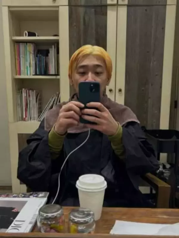 「ビックリ」〝実は手術していた〟人気芸人、麻酔で朦朧…渾身の自撮りショットに反響「鰻くんの声、変わっちゃう？」「痛かった?」