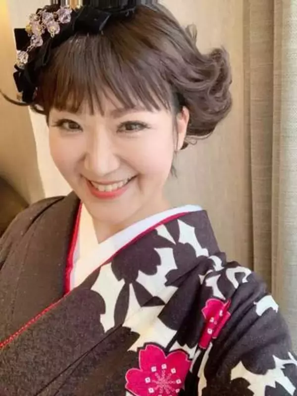 「順調に伸びています！」抗がん剤治療から1年半…演歌歌手・市川由紀乃〝地毛〟公開に「10歳くらい若返った」の声