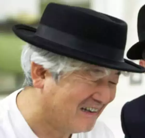 「凄い物量!」音楽家〝鈴木慶一の部屋〟にファン興奮「すげー、ある意味理想の部屋」「昭和のオタ部屋って感じですね」の声