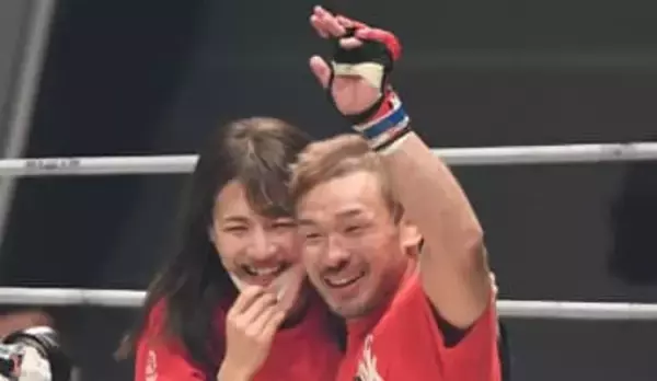 高級車が大破する事故…RIZIN王者・扇久保博正の写真に「まずは生きてて良かったです…」「体が頑丈でよかった」の声