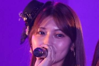 「うぉぉぉ」人気サッカー選手と〝電撃婚〟報告2ショットの元アイドル・山下エミリーに脚光「明るい家庭築けそう」「ここ1番でしっかりゴール決めたな！」
