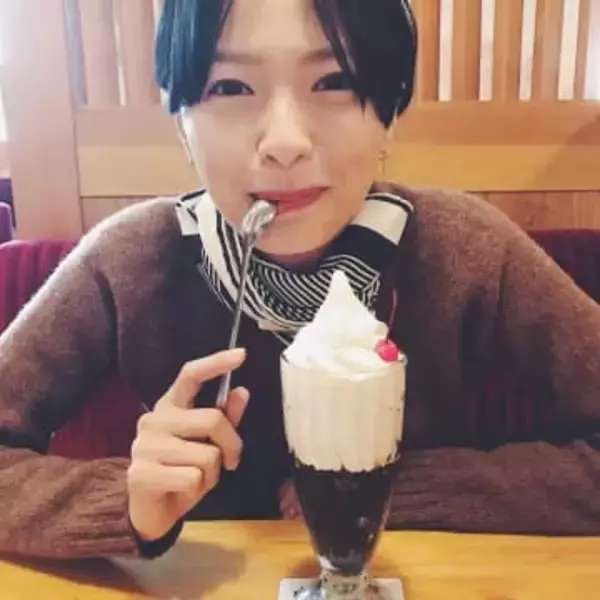 「デレデレで可愛い」ドラマ共演から2年後に電撃婚〝賀来賢人＆榮倉奈々〟おでかけ夫婦ショットに「品がいい」「リアルで夫婦になったのエモすぎ」