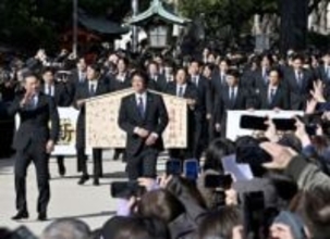 「現有戦力の底上げなしに3連覇なし」　ソフトバンク小久保監督、V3に向けての訓示　　「このメンバーで塗り替えていこう」