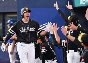 ソフトバンクの優勝マジック3に　V目前で破竹の7連勝　柳田悠岐が豪快3ラン　2位西武が敗れまた2減