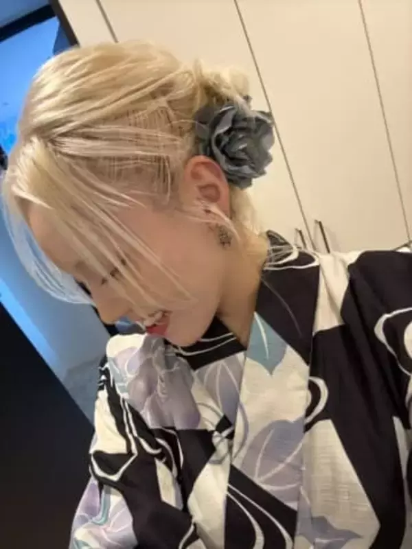 「正式に夫婦となりました」〝結婚＆妊娠〟電撃発表した人気歌手「正式」結婚式ショットにファン祝福「すごく綺麗」「ずっと幸せでいてね」