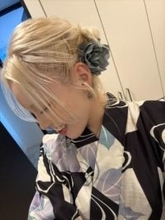 「正式に夫婦となりました」〝結婚＆妊娠〟電撃発表した人気歌手「正式」結婚式ショットにファン祝福「すごく綺麗」「ずっと幸せでいてね」