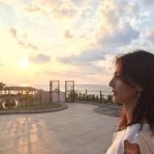 「奥様だったの!?」プロ野球選手と〝電撃婚＆出産〟報告から10年…47歳モデル〝弾丸韓国旅〟姿に「何歳になってもずっと綺麗」「憧れの存在」の声