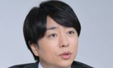 「え、待ってよ…」「なんでなんで」嵐・櫻井翔〝雰囲気一変〟姿に騒然「これ現実なの!?」「2度見した」「いよいよ切り替えモードだね」「あまりにも良い」