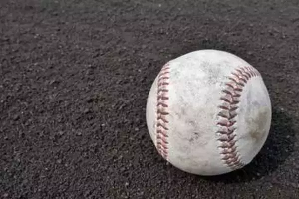 修猷館は「ご近所対決」制する　福岡舞鶴は延長14回でサヨナラ勝ち　福岡水産もうれしい初戦突破【高校野球福岡大会】